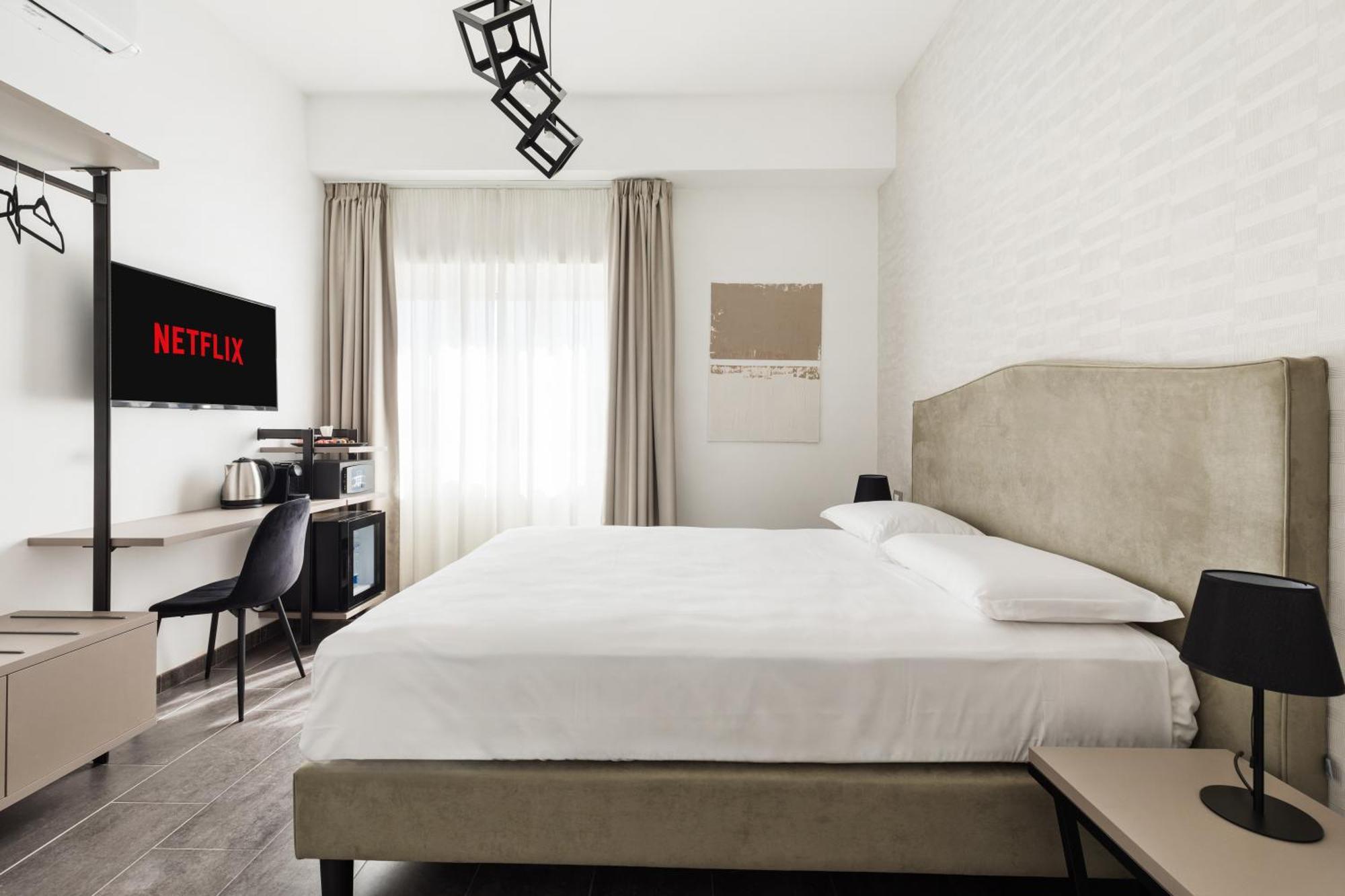 Adelante Rooms San Giovanni Rzym Zewnętrze zdjęcie