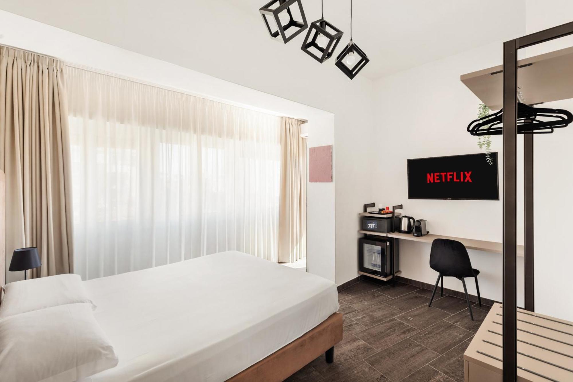 Adelante Rooms San Giovanni Rzym Zewnętrze zdjęcie