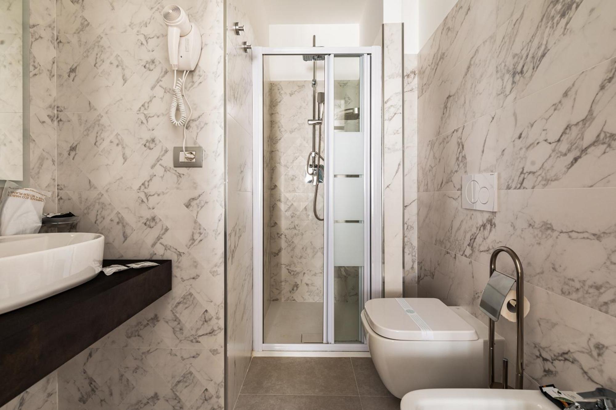 Adelante Rooms San Giovanni Rzym Zewnętrze zdjęcie